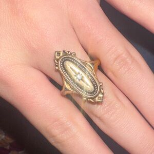 Vintage Avon ring
